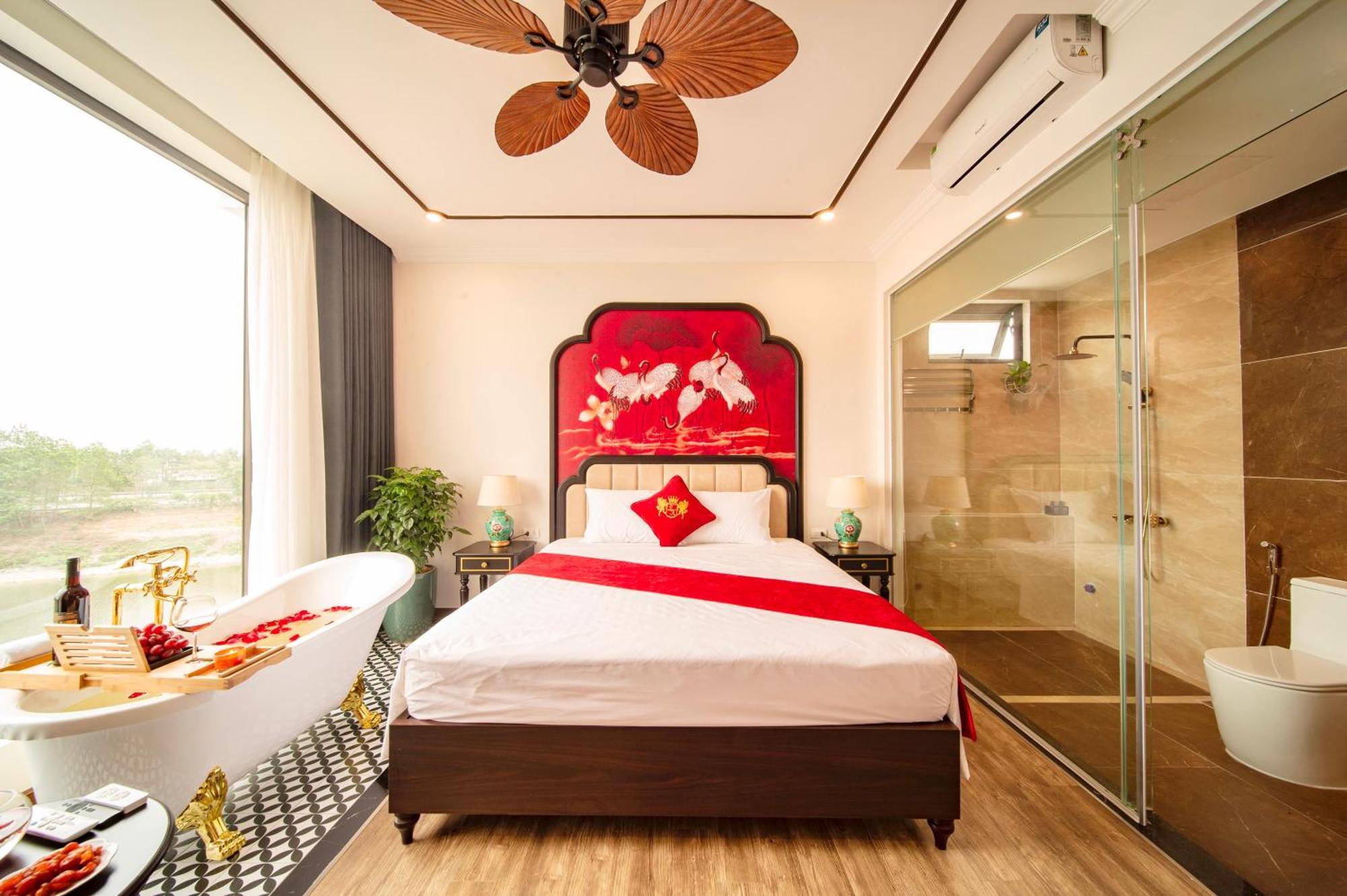 Lake Hotel Soc Son Hanoi Exterior foto